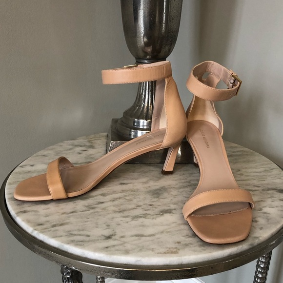 Stuart Weitzman Square Toe Ankle Strap Nudist Sandal, EUC, Sz 9.5 - Picture 3 of 11